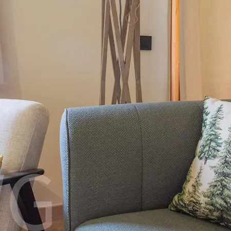 Apartamento A Age Amb Piscina *